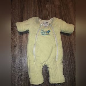 Magic suit size 3-6 months